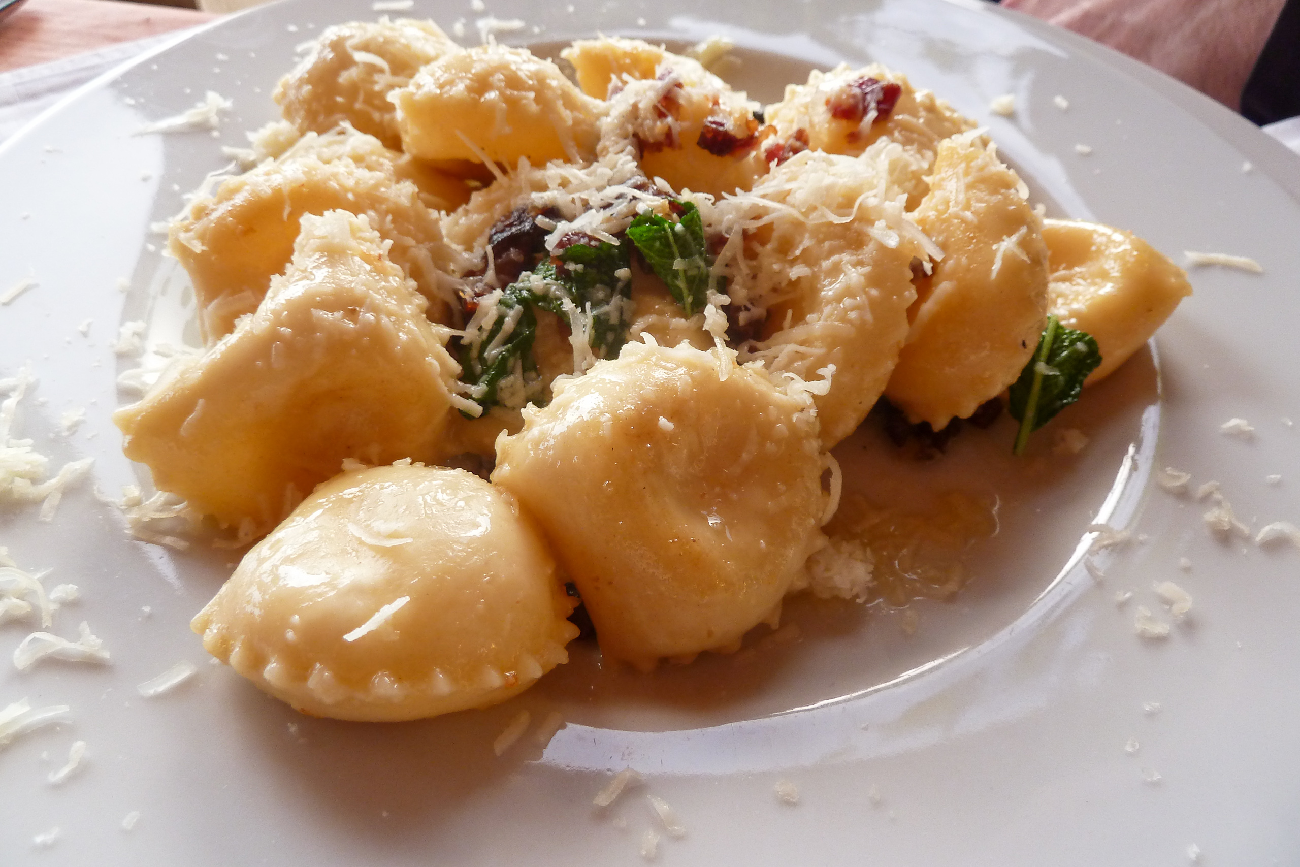 Ravioli mit Pilzen und Parmesan – Abendessen bei Sonja